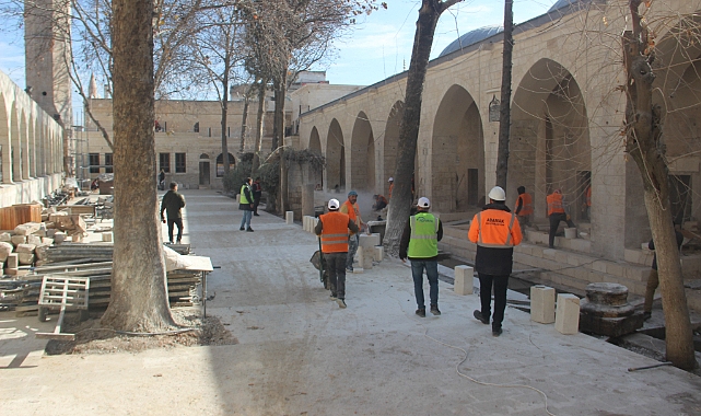 Şanlıurfa'da asrın felaketinde hasar gören 11 cami ibadete açıldı