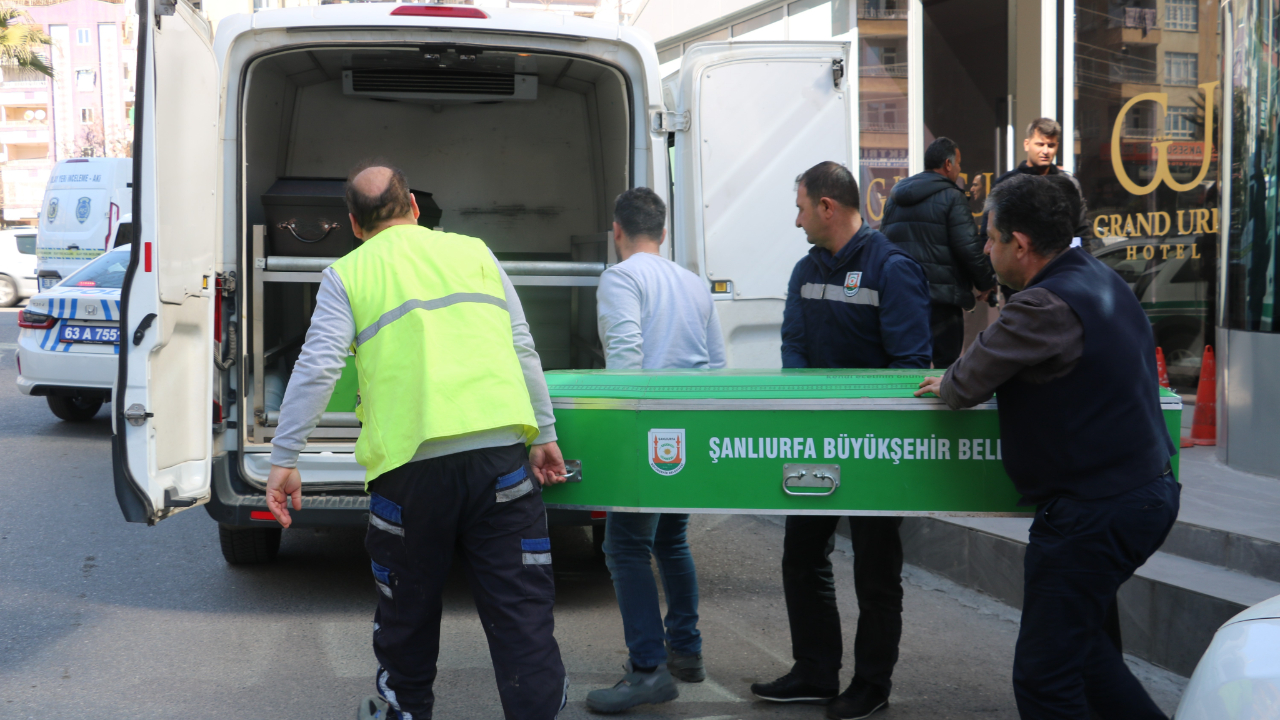 Şanlıurfa'da 22 yaşındaki genç otel odasında intihar etti