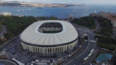 Beşiktaş, Tüpraş Stadyumu'ndaki derbilerde üstün