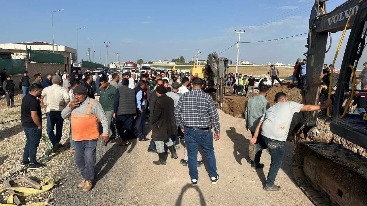 Şanlıurfa'da 4 işçi göçük altında kaldı