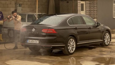 Şanlıurfa'da toz bulutu oto yıkamacılara yaradı