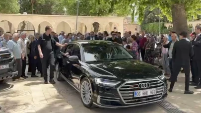 Müsavat Dervişoğlu'ndan Şanlıurfa'da tepki çeken hareket