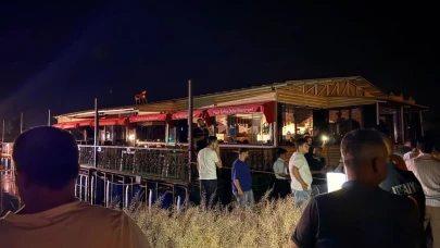 Fırat’ta Korku Dolu Dakikalar: Restoran Nehirde Sürüklendi