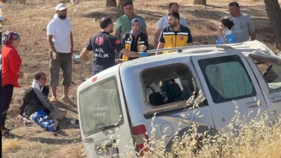 Şanlıurfa'nın Halfeti Yolunda Kaza: 3’ü Çocuk 6 Kişi Yaralandı