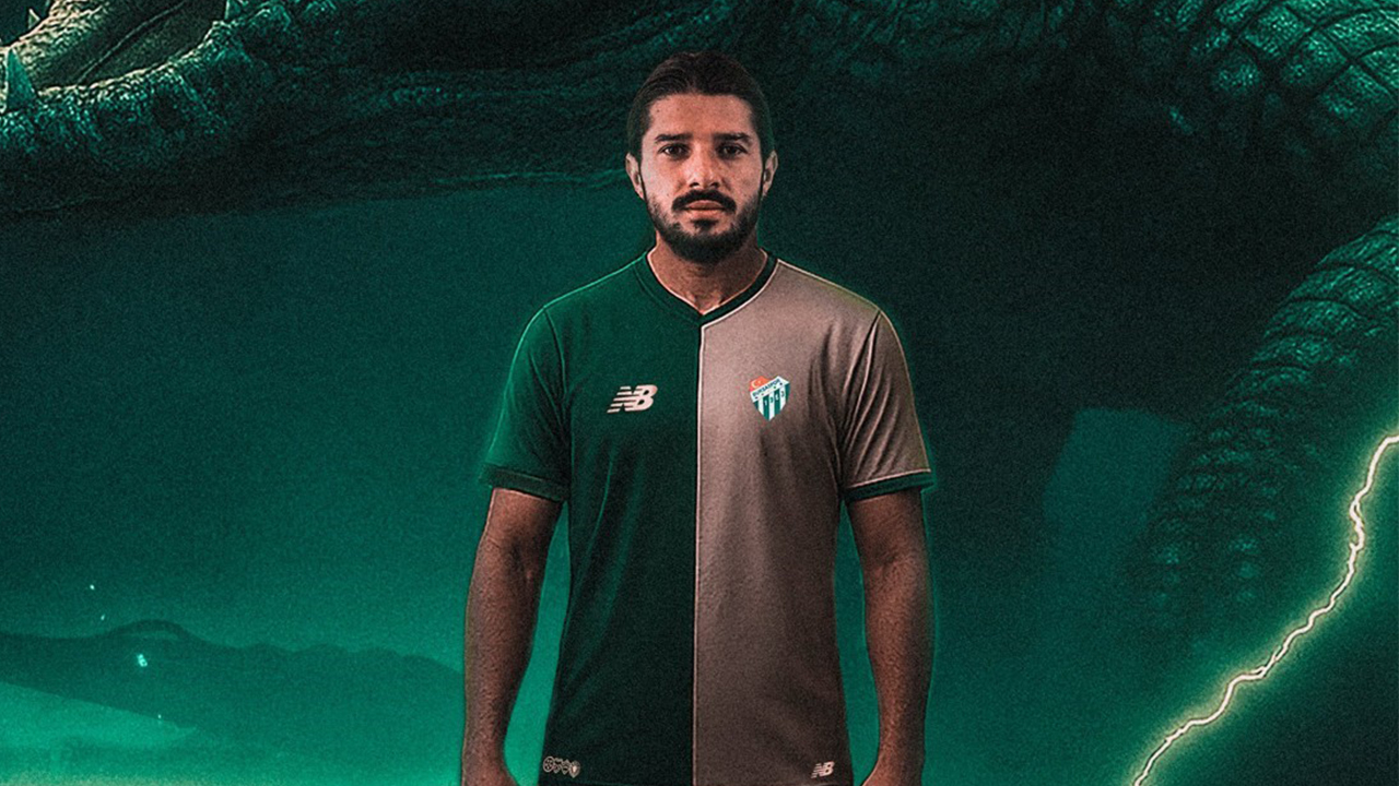 Bursaspor’da! "Ailemize hoş geldin" paylaşımıyla duyuruldu