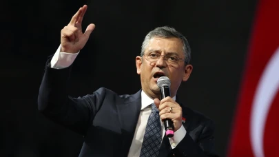 CHP Saraçhane’de Toplanıyor: Özgür Özel'den açıklama