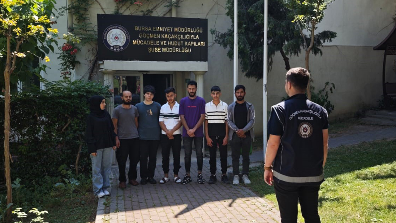 Şanlıurfa ve Diğer İllerden Yasa Dışı Yolcu Taşımacılığına Polis Baskını