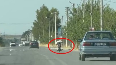 Suruç'ta motosiklet üzerinde ölümle dans kamerada!