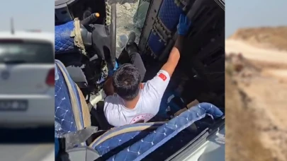 Şanlıurfa’da Kaza: Sürücü Cam Kırılarak Kurtarıldı
