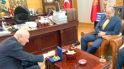 Kasım Gülpınar’dan MHP lideri Bahçeli’ye ziyaret!