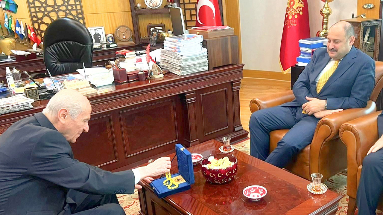 Kasım Gülpınar’dan MHP lideri Bahçeli’ye ziyaret!