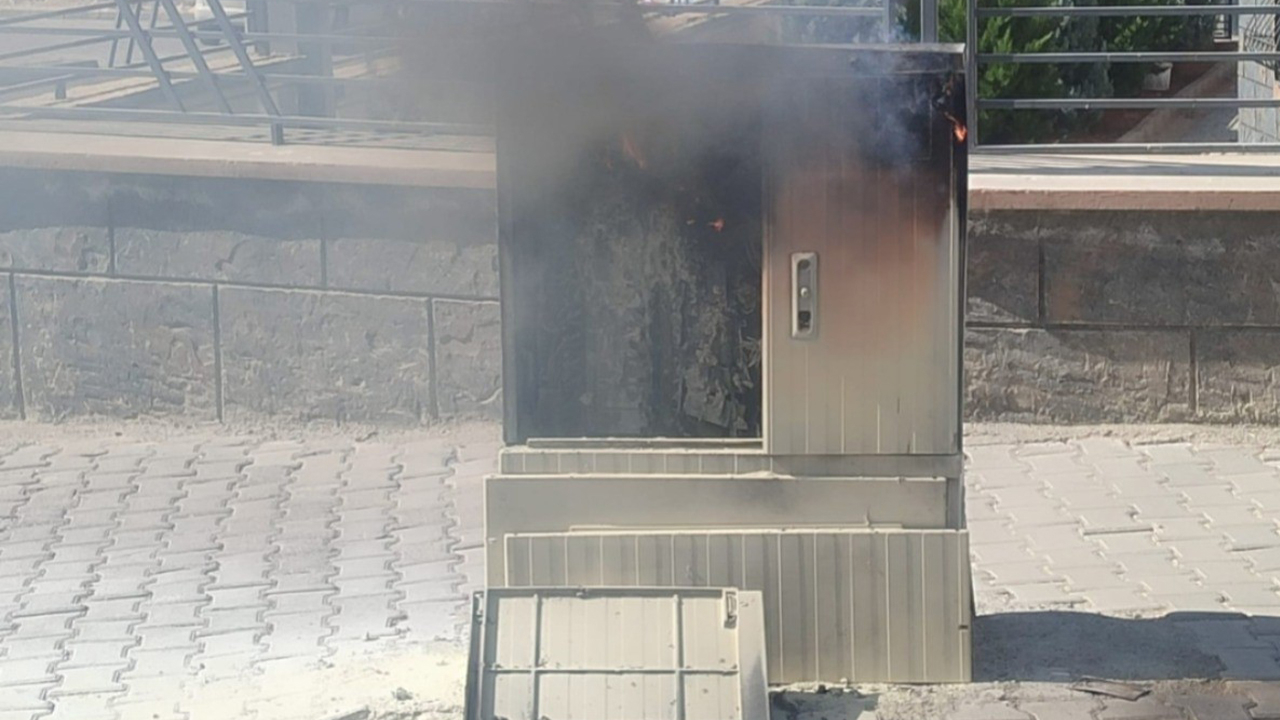 Şanlıurfa'da aşırı sıcaklardan dolayı trafolar yanıyor! O anlar kamerada