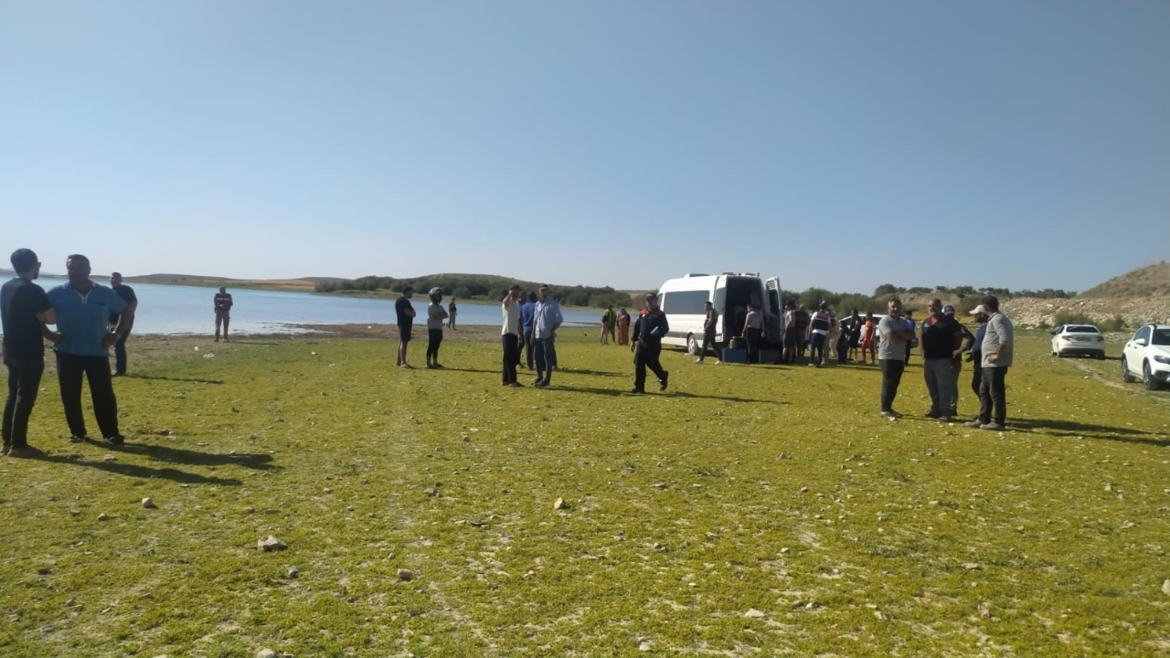 Şanlıurfa&#039;da baraj gölüne giren 11 yaşındaki çocuk boğuldu
