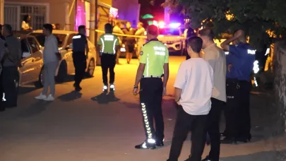 Ailesi ve komşusuna kurşun yağdırdı: 3'ü ağır 4 yaralı
