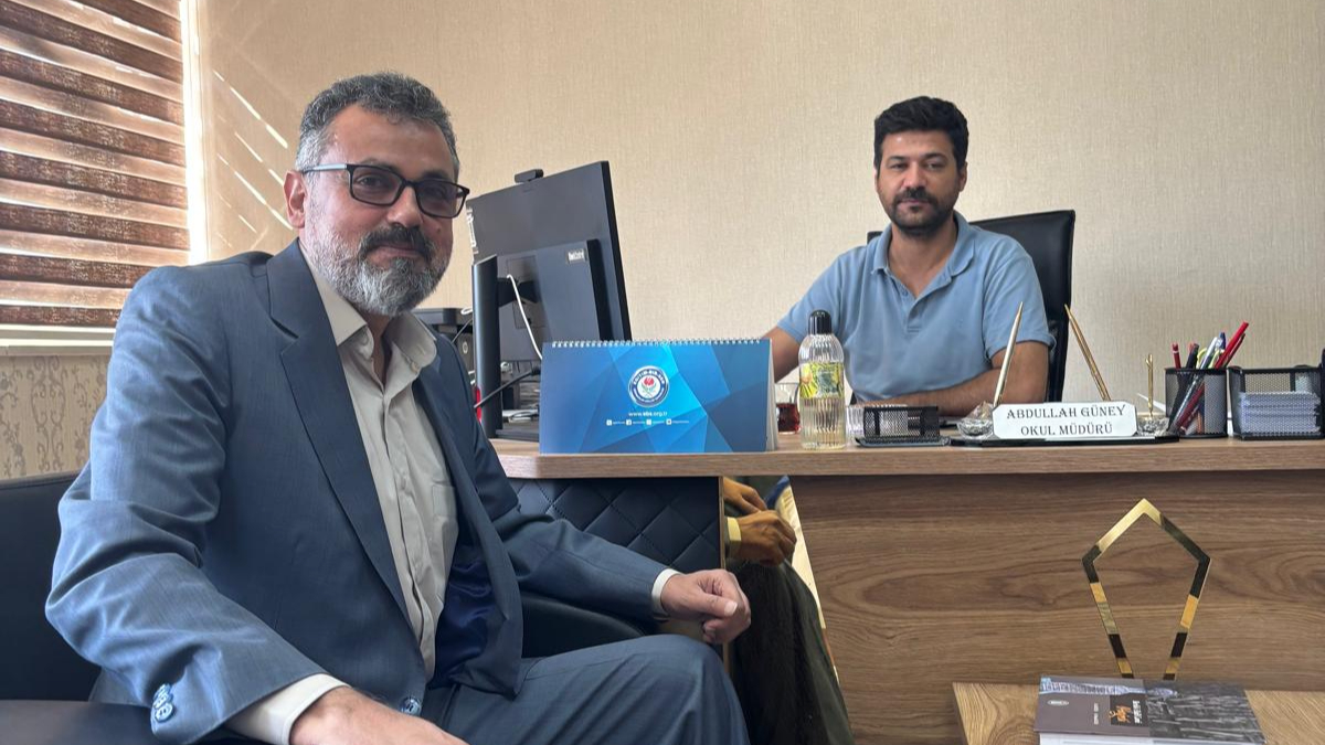 Başkan Hayırlı’dan Mutluca Ali Koç Çok Programlı Anadolu Lisesi ziyareti