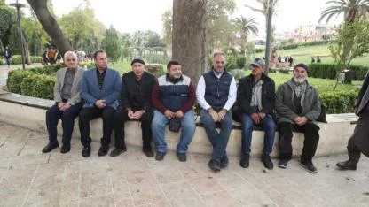 Mehmet Kuş, esnaf ve vatandaşla bir araya geldi