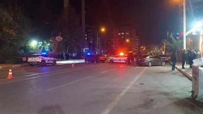 Şanlıurfa’da cadde ortasında silahlı kavga kamerada: 2 ağır yaralı