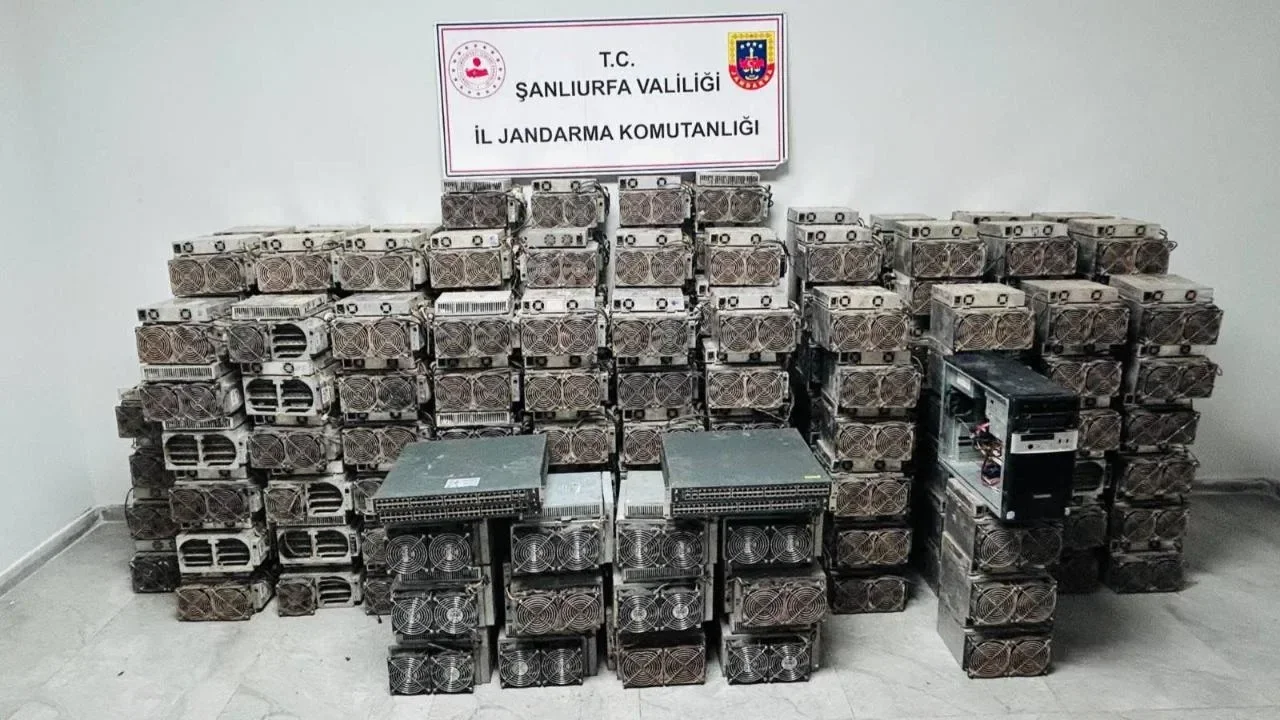 Şanlıurfa’da 1,5 milyon liralık kripto para düzeneği ele geçirildi