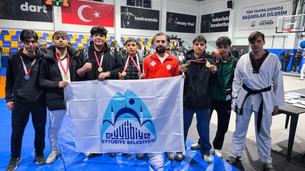 Eyyübiye Belediyesi sporcuları 9 madalya ile Alanya yolcusu