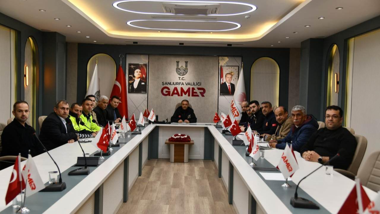 Selde mahsur kalan aile için seferber oldundu