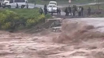 Şanlıurfa’nın etkili olan sağanak yağış sele neden oldu