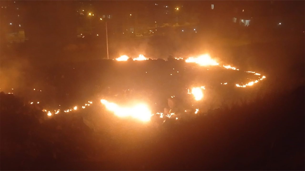 Şanlıurfa'da gece yarısı yangın paniği
